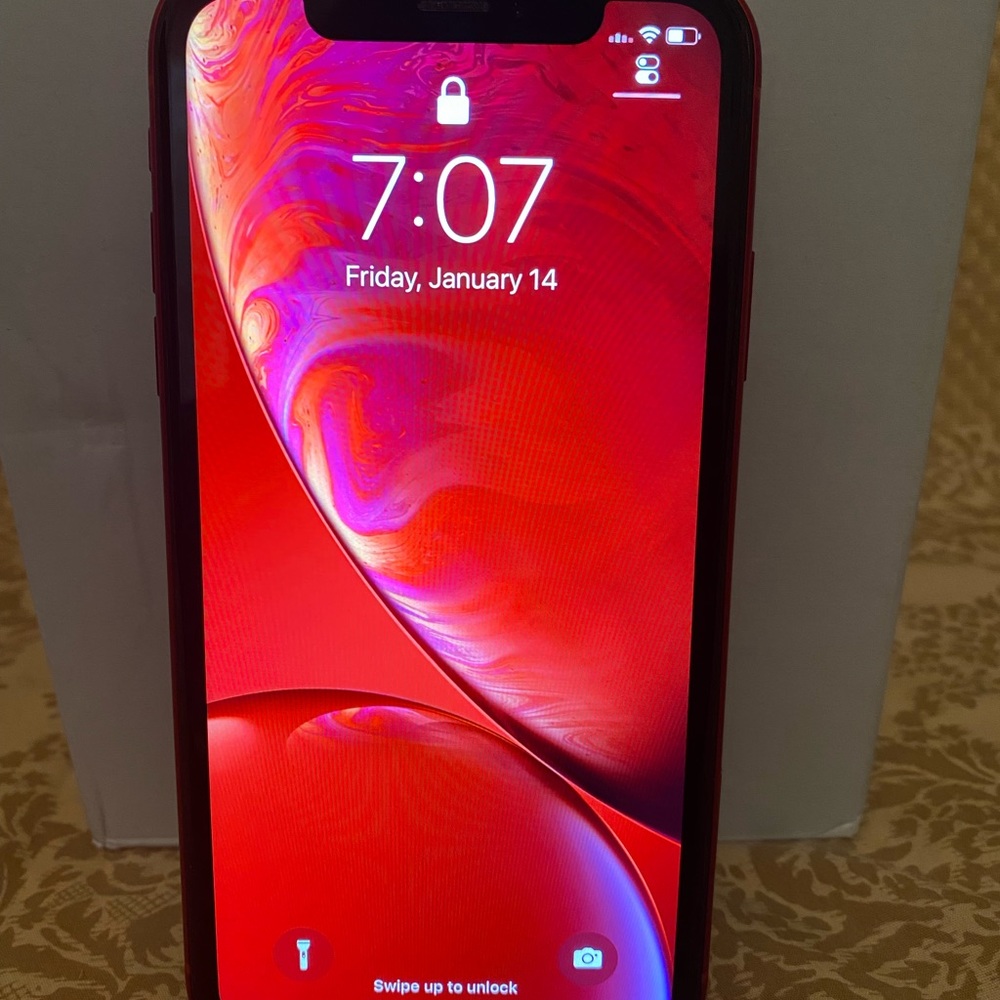 iPhone XR RED